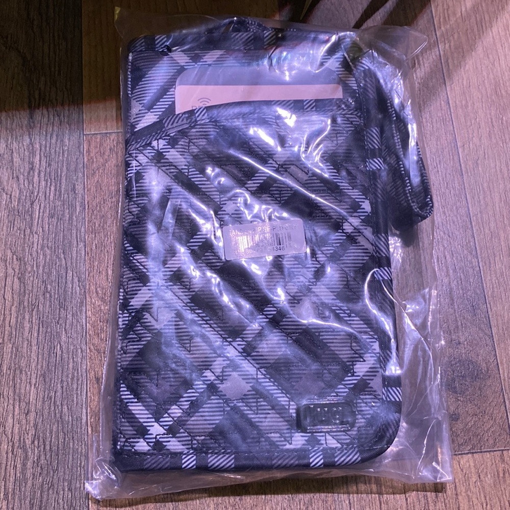 Lug Tandem zip- New- plaid grey
